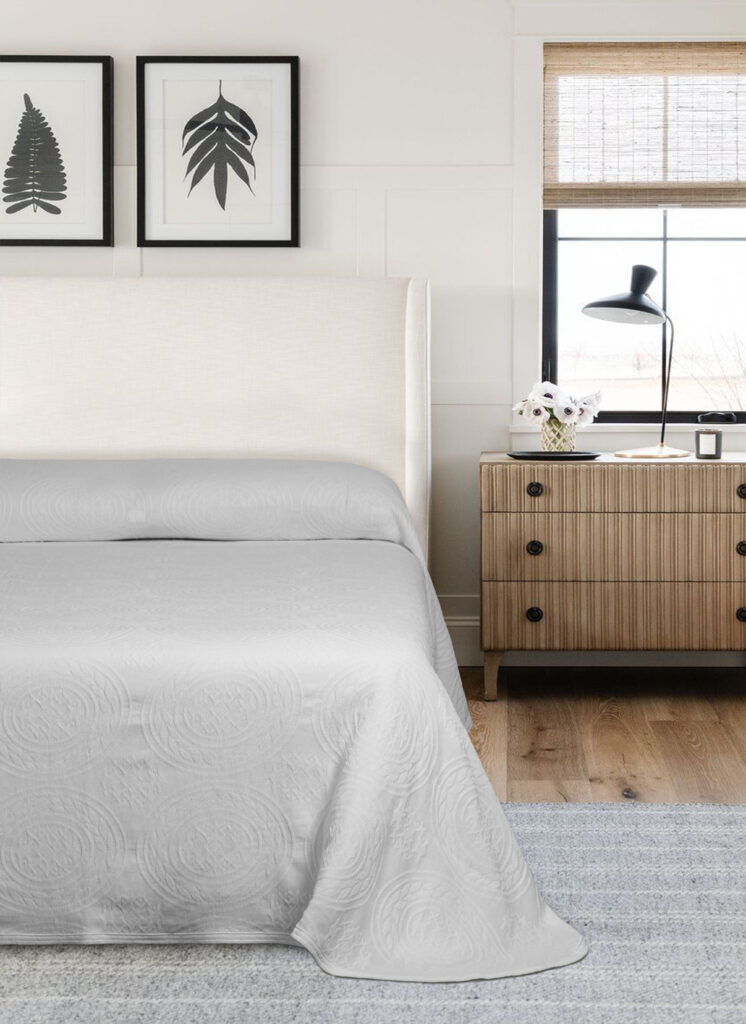 Medallion Jacquard Bedspread by Bargoose