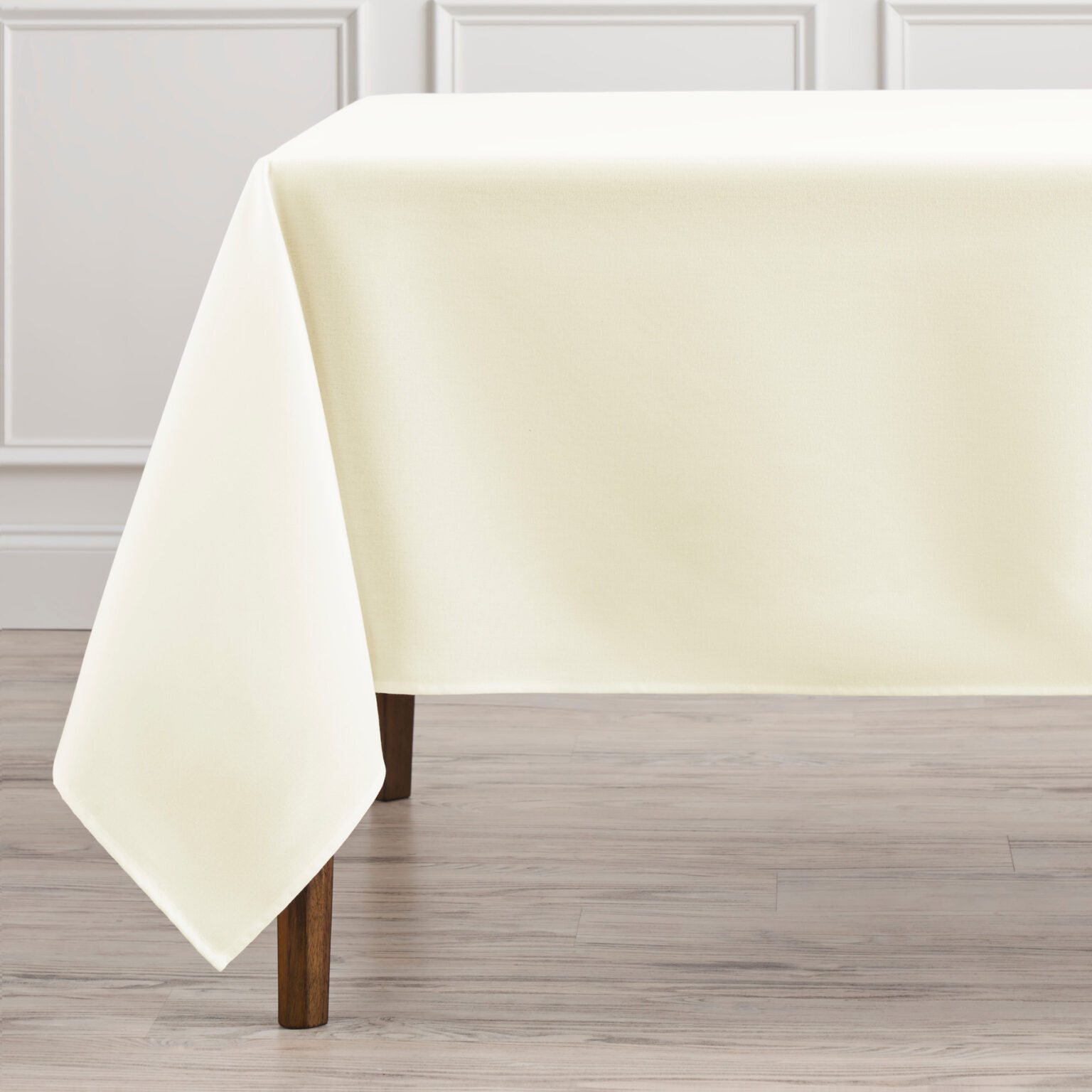 Riegel Premier 100% Spun Polyester Tablecloth-Solid Colors-Rectangle 90" x 132"