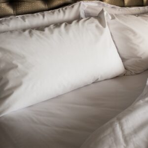 Hotel Bed overhead Sateen T300 Cotton American Boutique